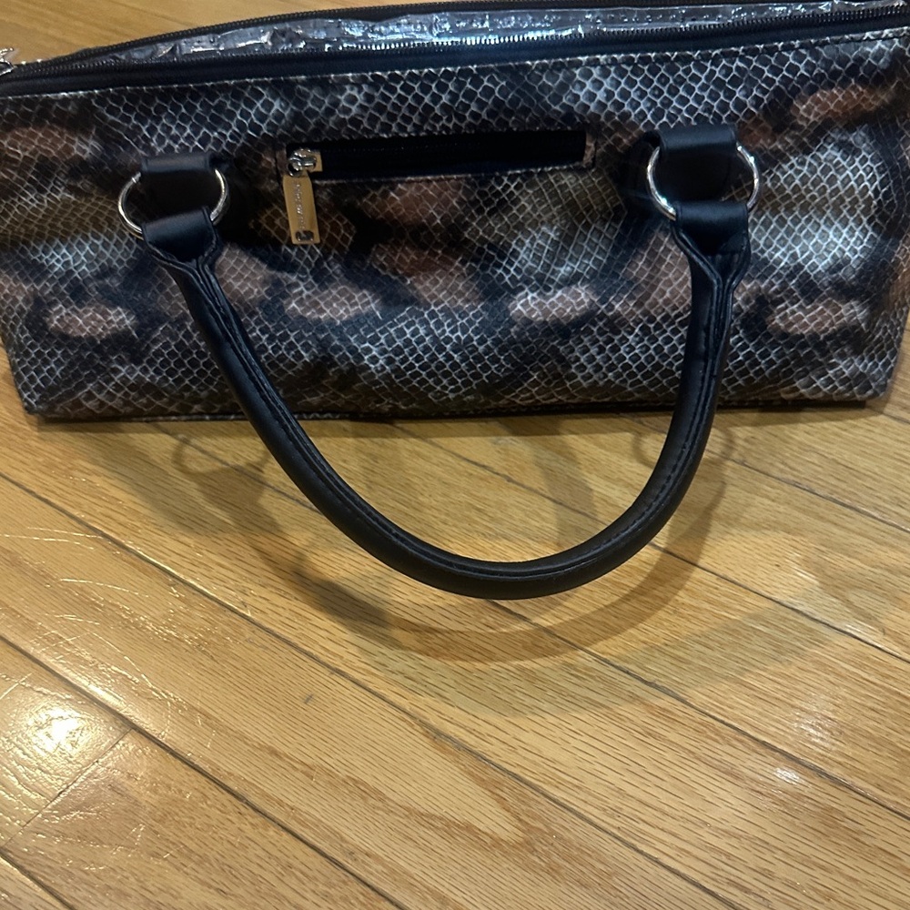 Elegant Snake Print wine bottle Bag insulated with cork opener